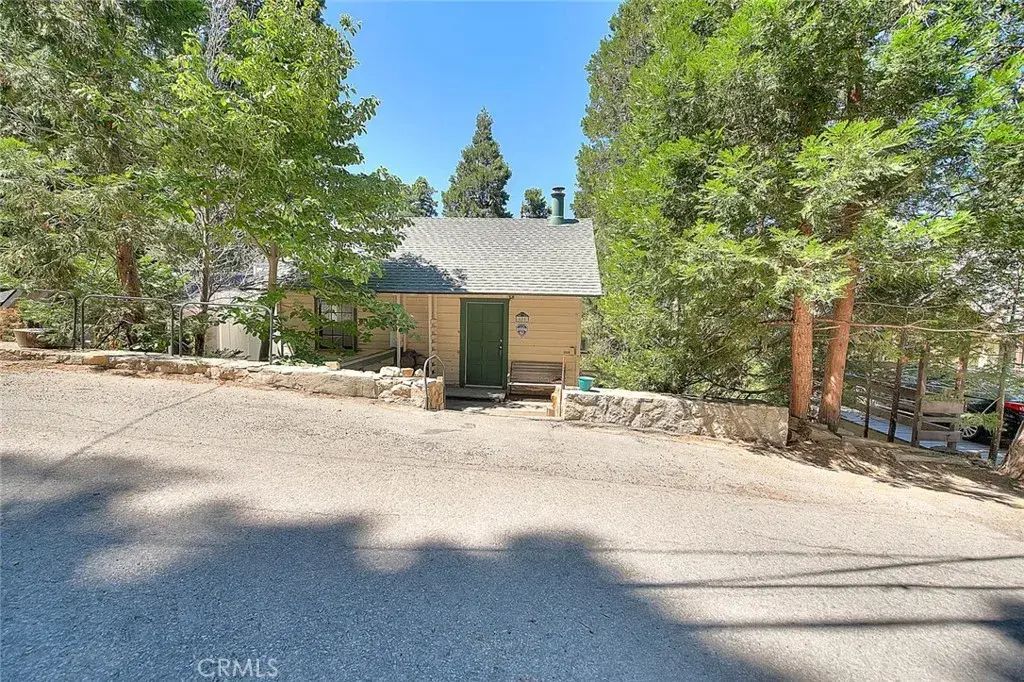 680 Buckingham, Lake Arrowhead