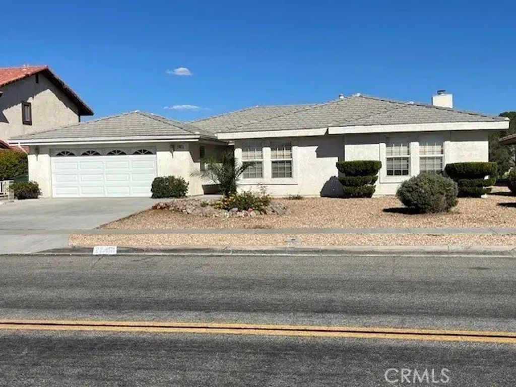 27401 Lakeview, Helendale