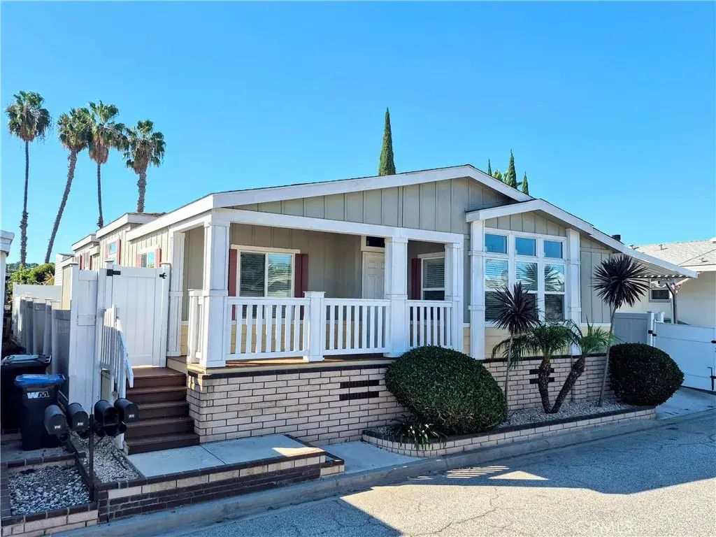 2601 E Victoria 14, Rancho Dominguez