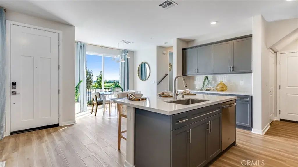 2887 E Amberley Privado, Ontario