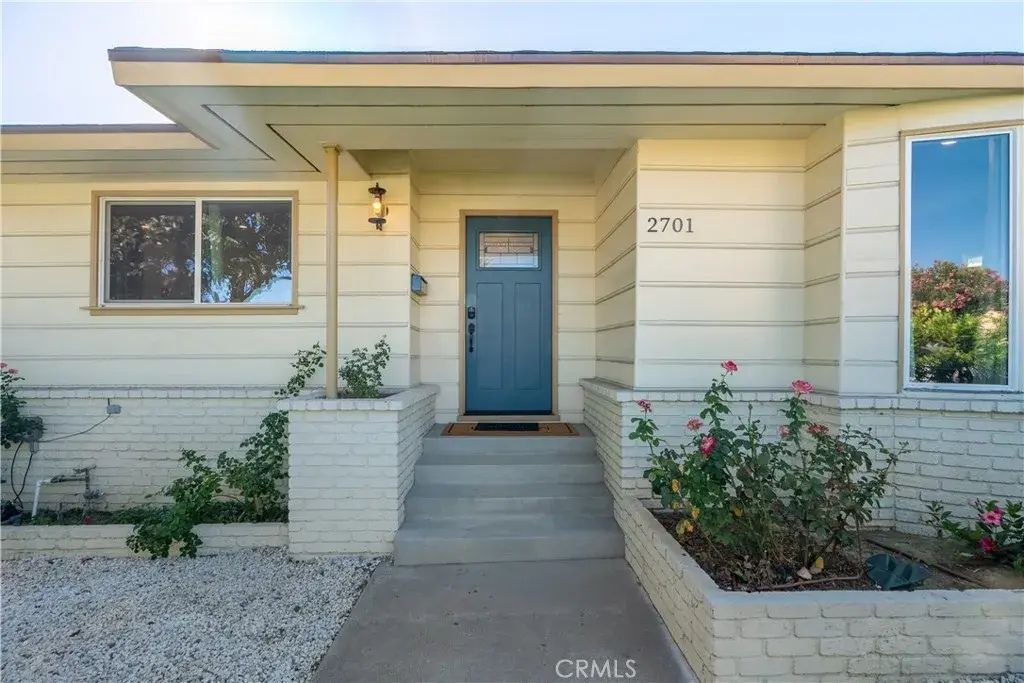 2701 Arlington Avenue, Los Angeles