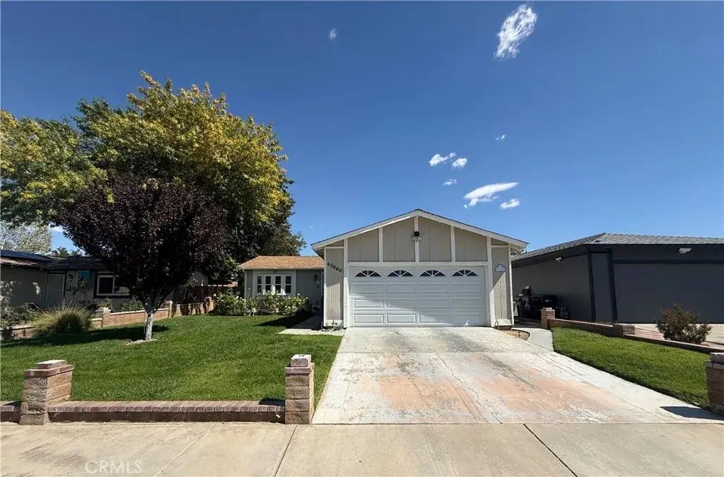 43660 22nd Street East, Lancaster