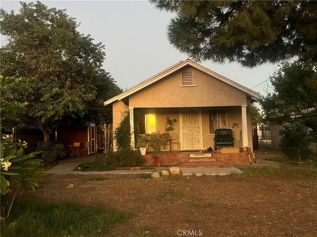 8909 Laurel, Fontana