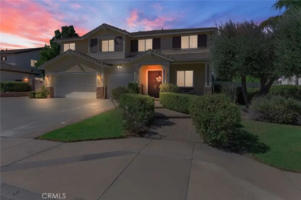 8597 Barnwood Ln., Riverside