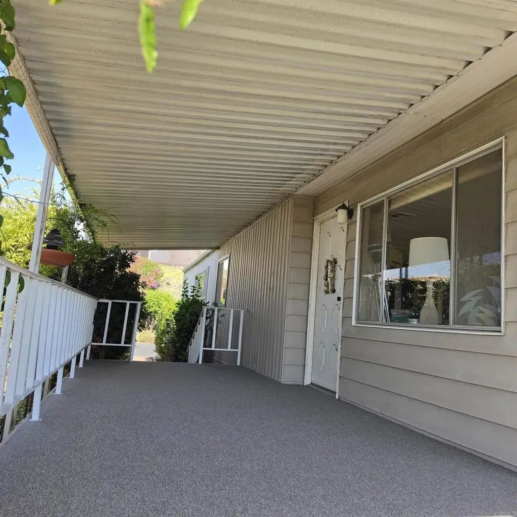 9500 Harritt 233, Lakeside