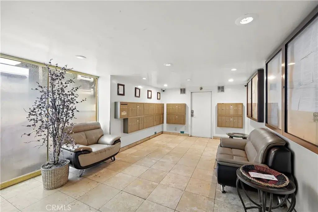 335 Cedar Ave #315, Long Beach