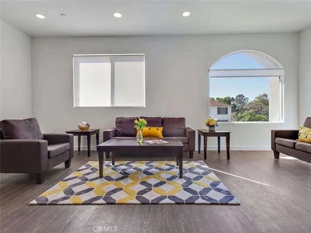 610 Levering Avenue 203, Los Angeles