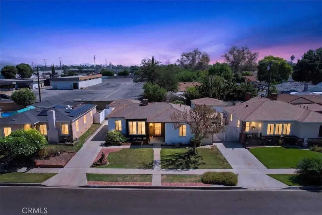 10908 Crossdale Avenue, Downey