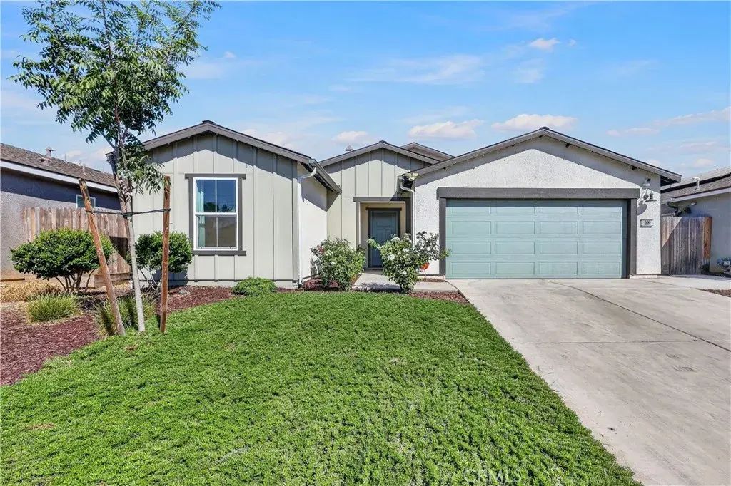 209 Grand View Court, Merced