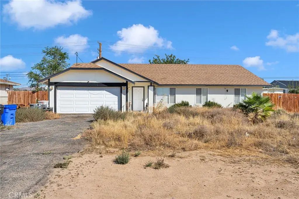 11425 Kiowa Road, Apple Valley