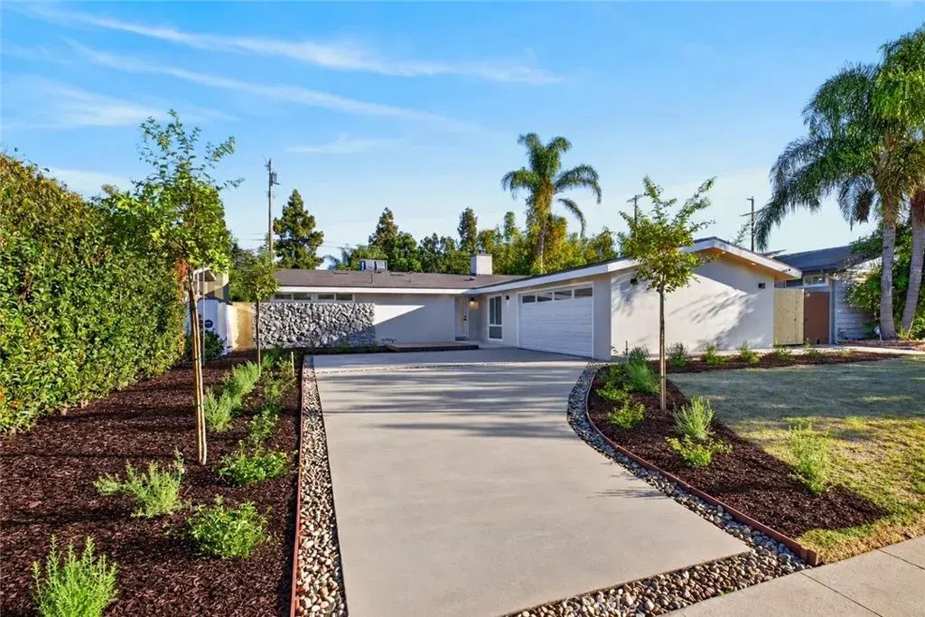 16445 Kingsbury, Granada Hills