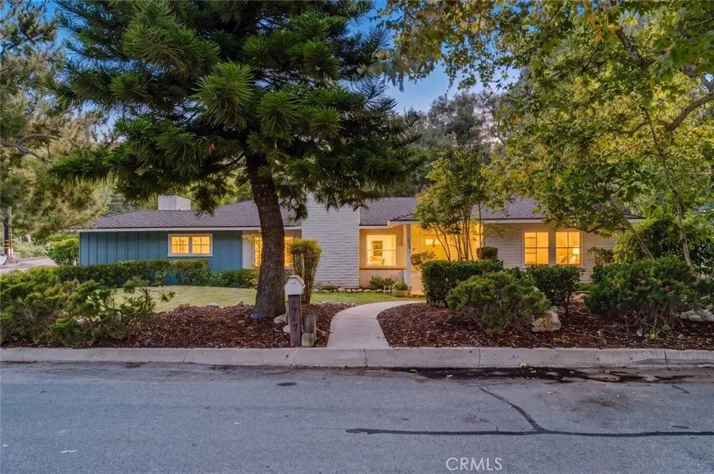 3747 El Lado Drive, Glendale
