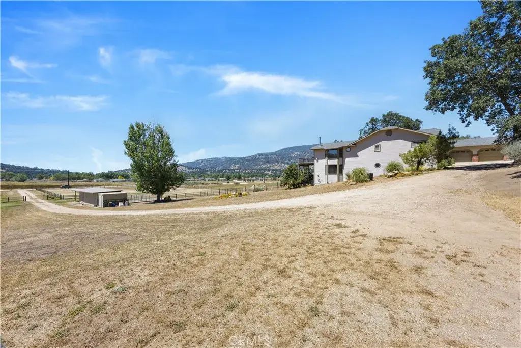 29640 S Lower Valley, Tehachapi