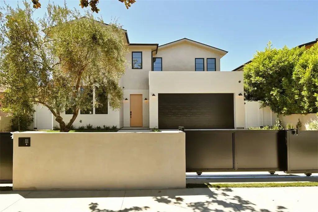 4433 Kraft, Studio City