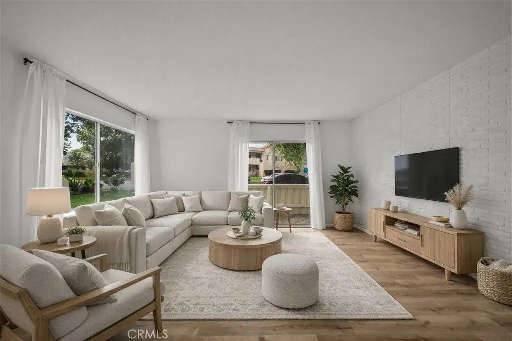 21370 Nandina 103, Newhall