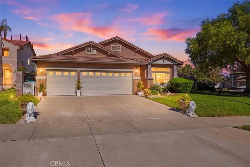 435 Rembrandt Drive, Corona