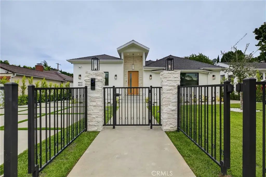 4844 Biloxi Avenue, Toluca Lake