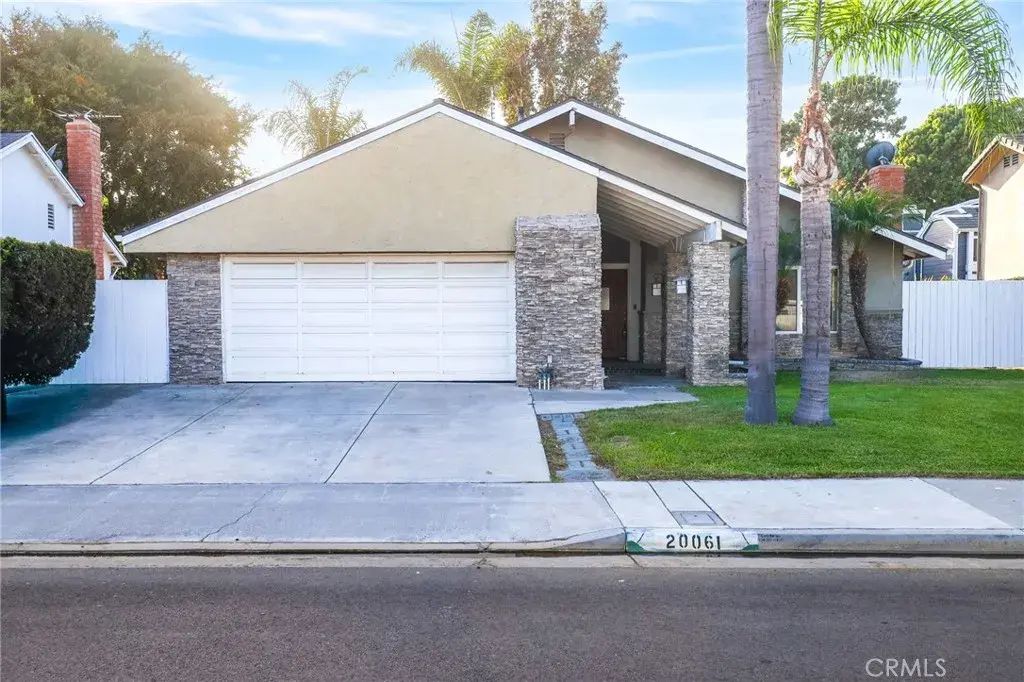 20061 N New Britain, Huntington Beach