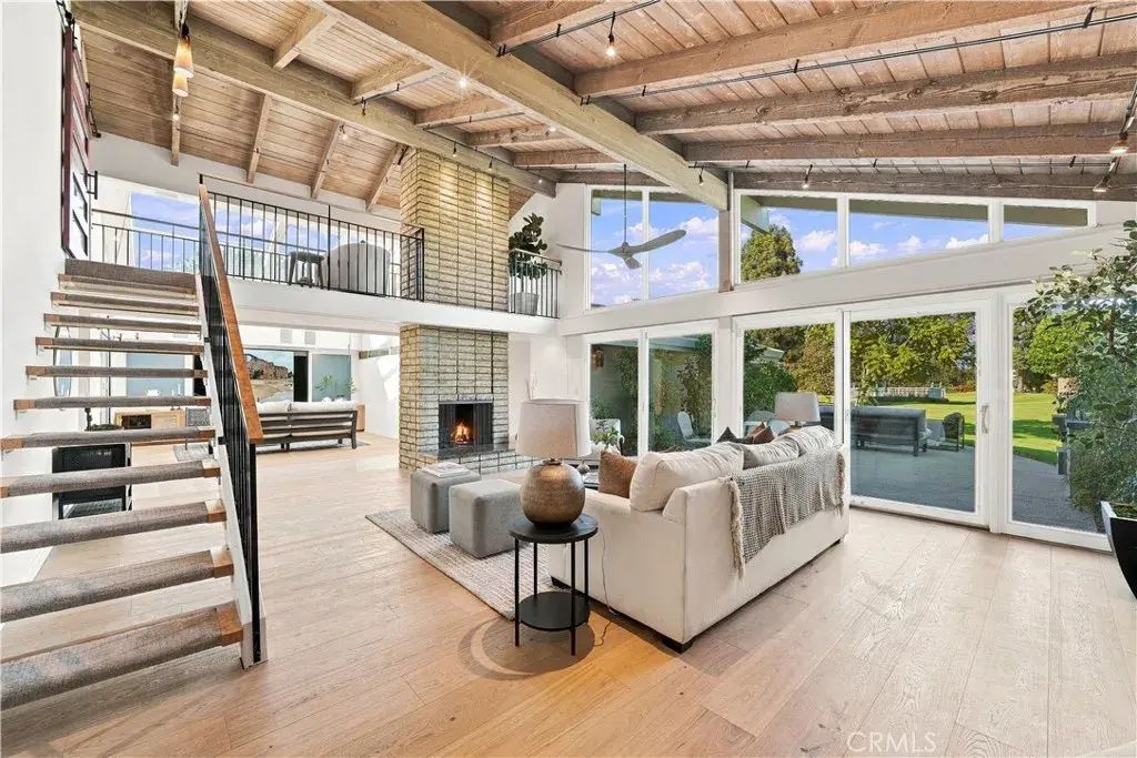 4220 Virginia Vista, Long Beach