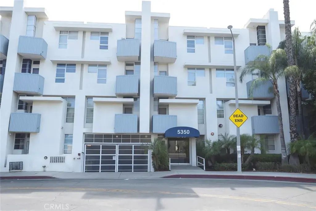 5350 White Oak Avenue 105, Encino