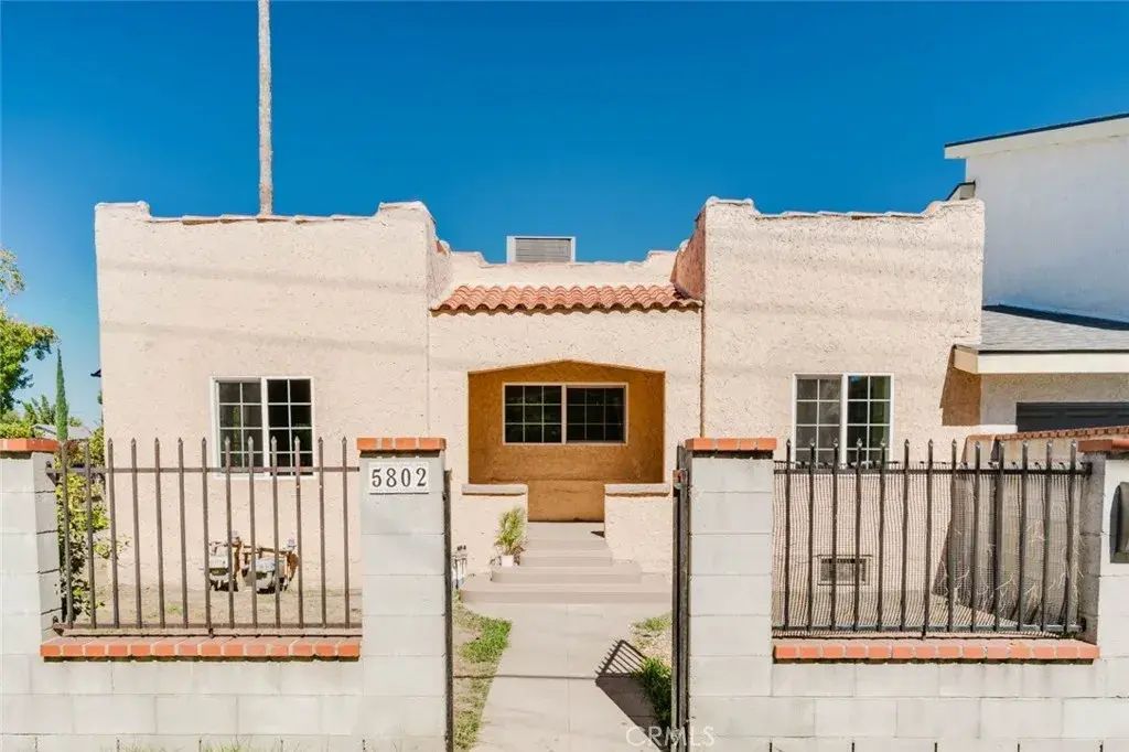 5802 Colfax Avenue, North Hollywood