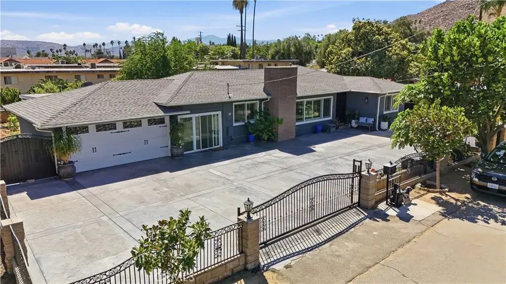 11574 Doverwood Drive, Riverside
