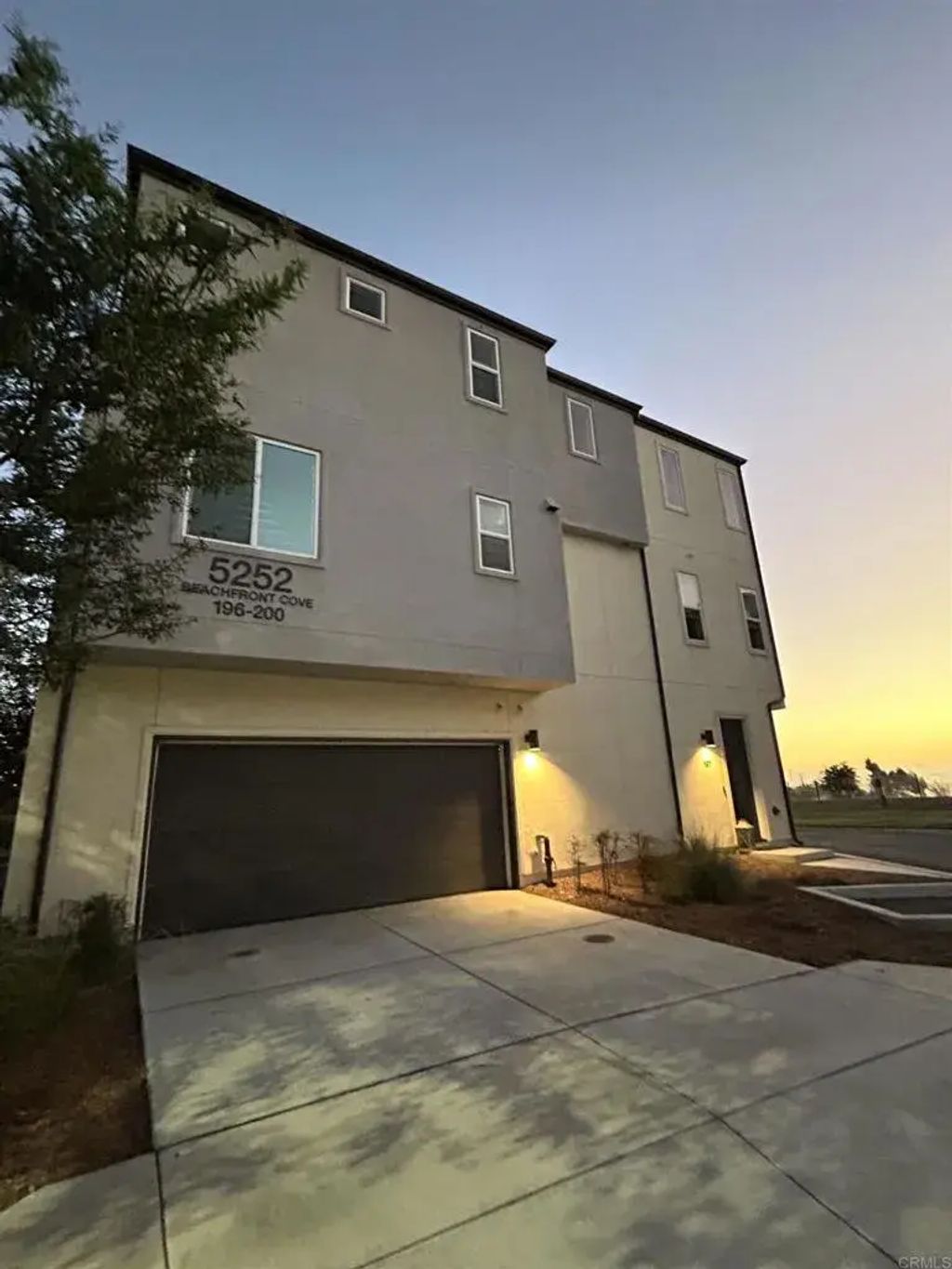 5252 Beachfront 196, 