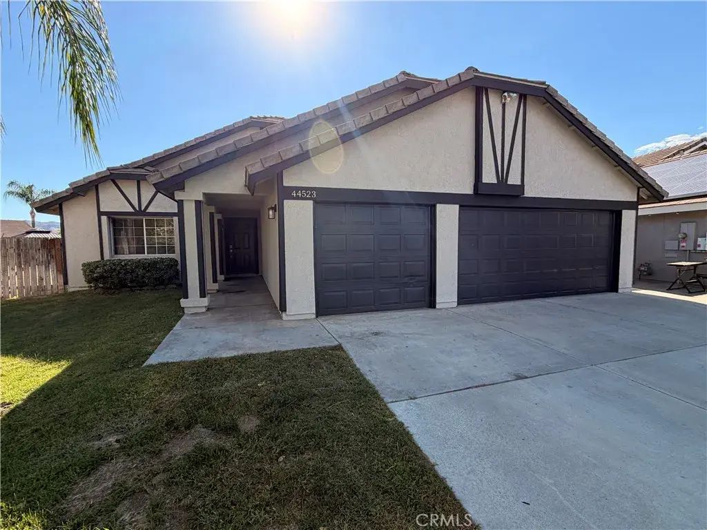 44523 Galicia, Hemet
