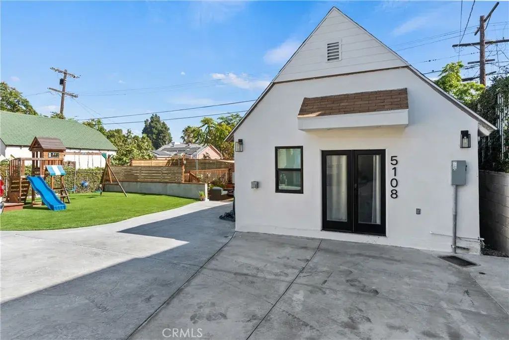 5108 Crenshaw Boulevard, Los Angeles