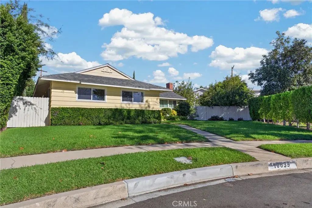 10639 Saloma, Mission Hills (san Fernando)