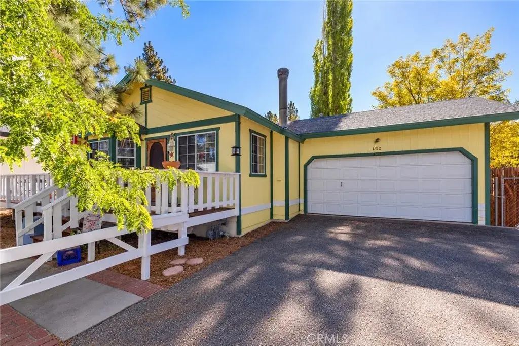 1312 E Country Club Boulevard, Big Bear City