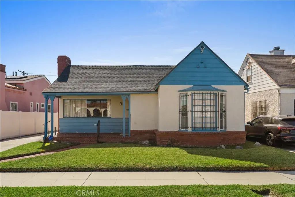 3959 S Bronson Ave, Los Angeles
