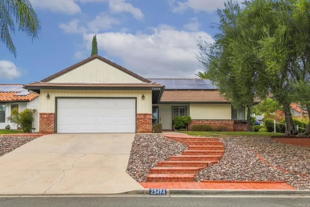 23474 Silver Strike Drive, Canyon Lake