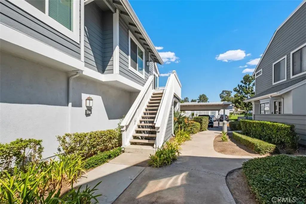 63 Huntington, Irvine