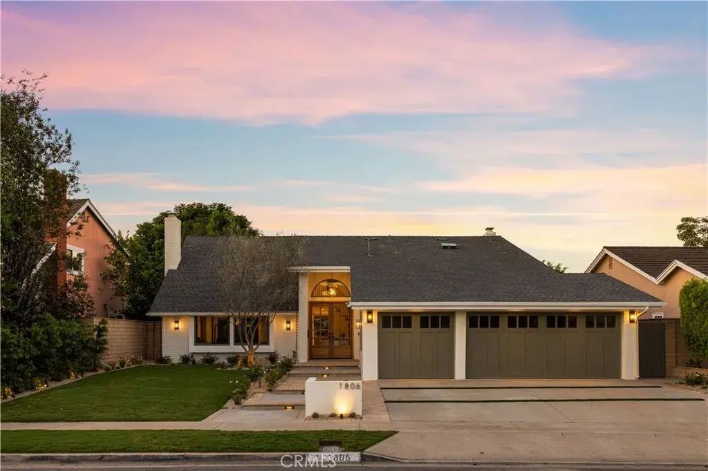 1806 Hummingbird Drive, Costa Mesa
