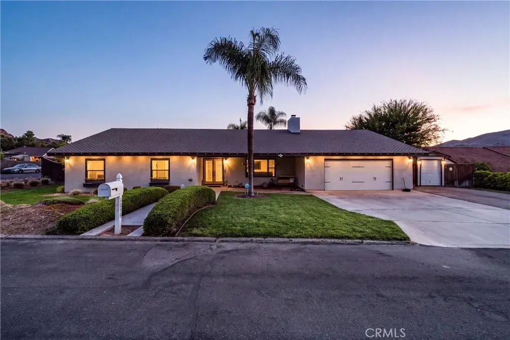6616 Landfair, Riverside
