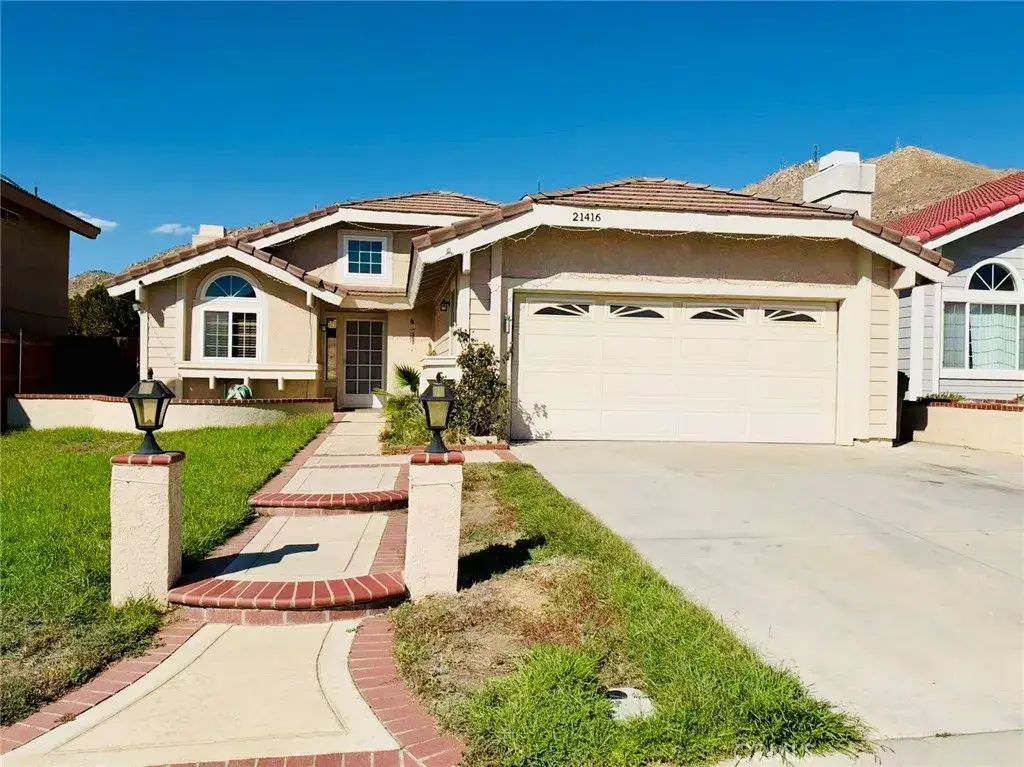 21416 Blossom Hill Ln, Moreno Valley