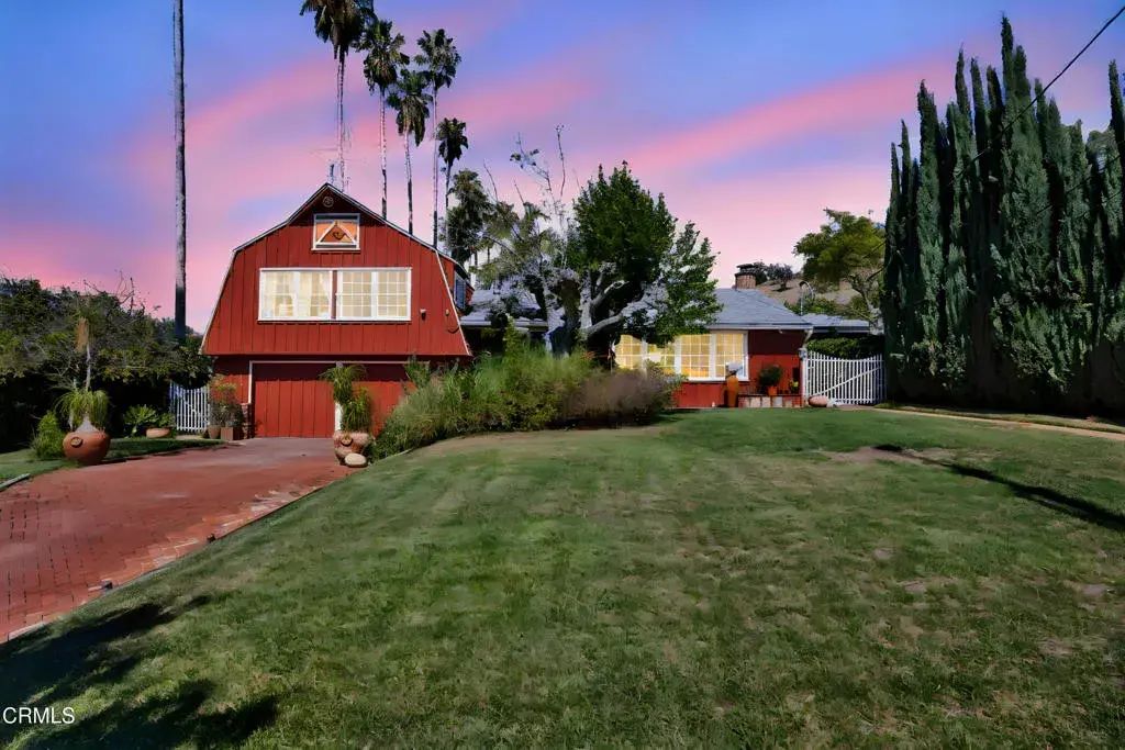9701 La Canada Way, Los Angeles