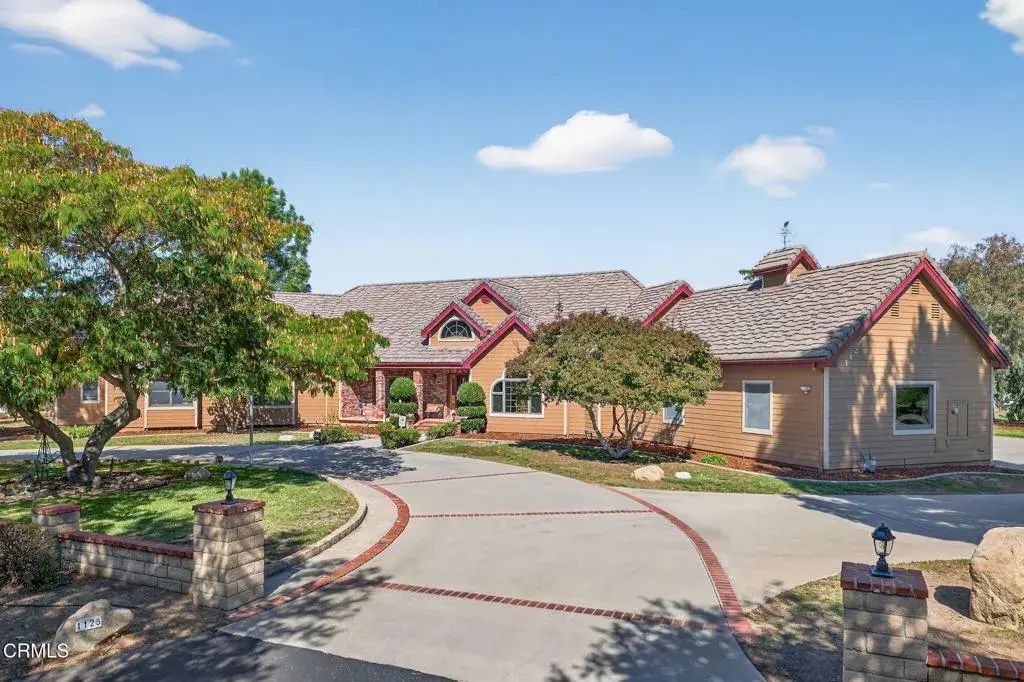 1125 Spring Street, Oak View
