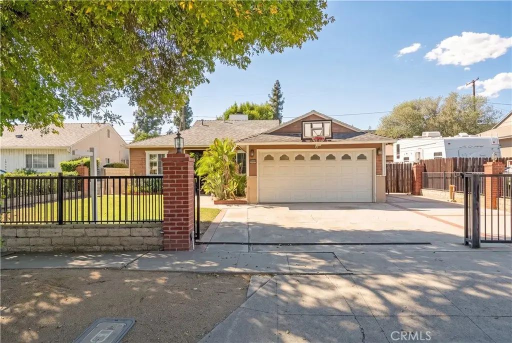 10561 Marklein, Mission Hills (san Fernando)