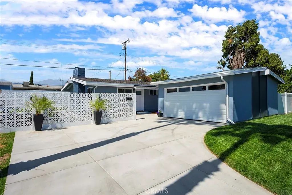 5446 Granada, Montclair