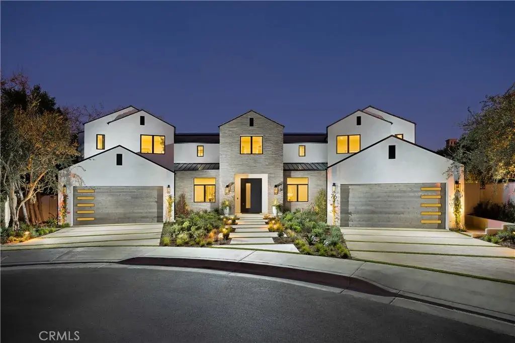 76 Hillcrest Lane, Newport Beach