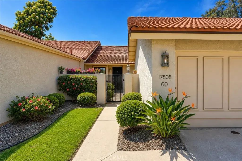 17808 Corte Huasco Street 60, RANCHO BERNARDO