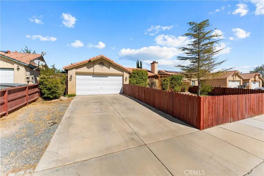 3331 Kellie Ave, Rosamond