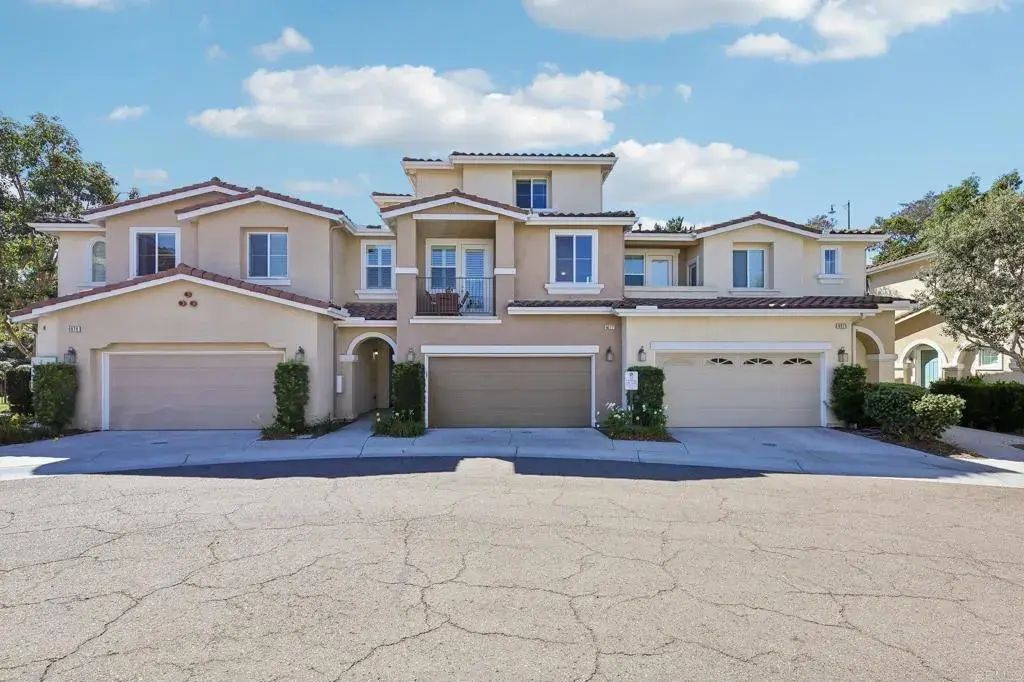 6977 Brass Pl, Carlsbad