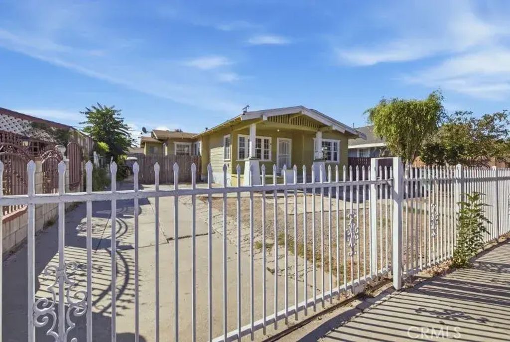 1836 E 71st, Los Angeles
