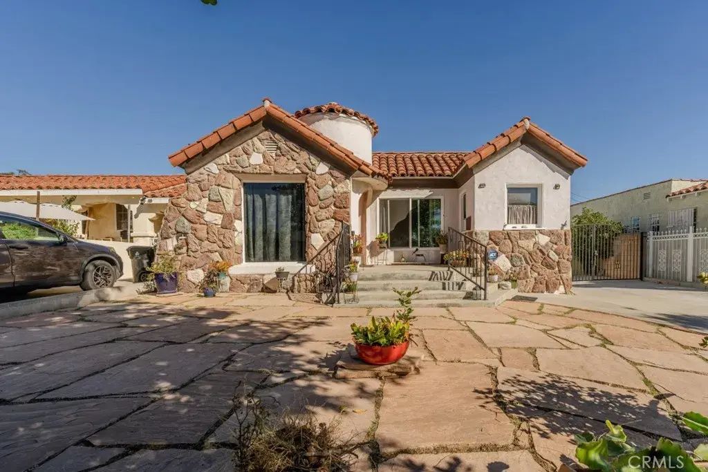 1539 W 94th Place, Los Angeles