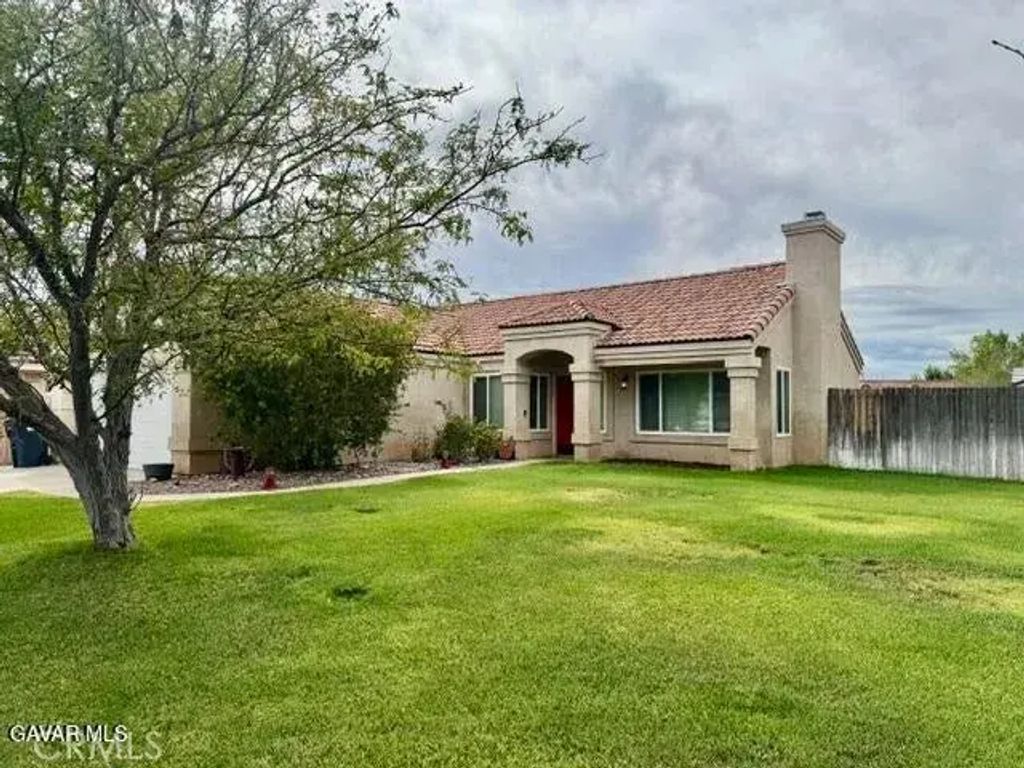 1148 Evergreen Court, Rosamond