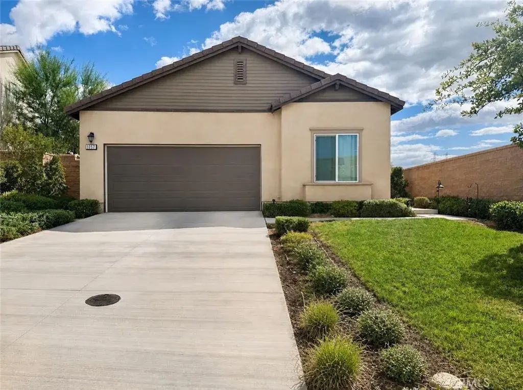 1057 Egret, Calimesa