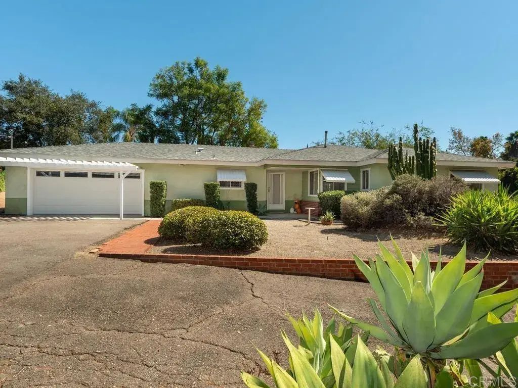 13311 Marjay Drive, Lakeside